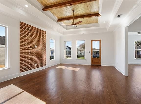 4th image of 6119 Mandeville St
