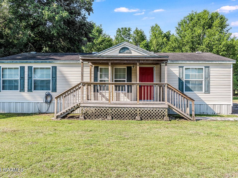 1054 Dennis Dr, Saint Martinville, LA 70582 | Zillow