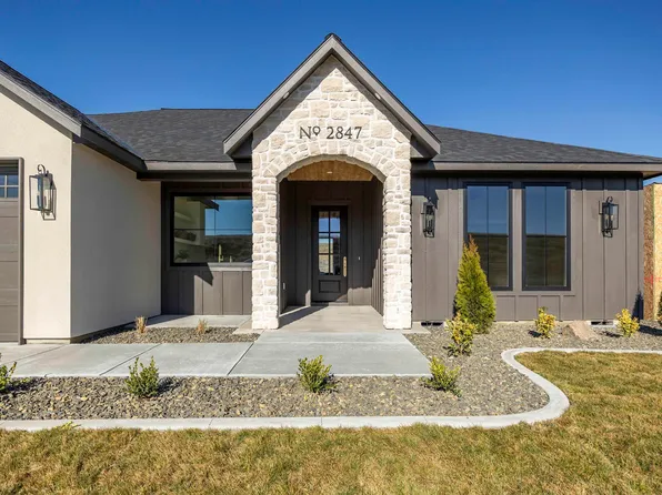2847 Savanna Ave, Richland, WA 99352