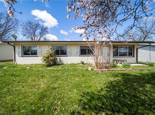 9124 Cambridge Dr, Northfield, OH 44067