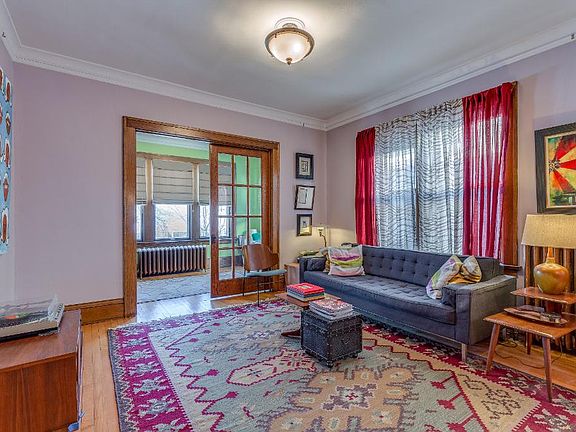 2nd image of 3751 Harriet Ave APT 3