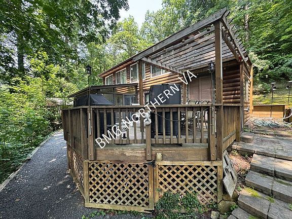 5th image of 8221 Barron St
