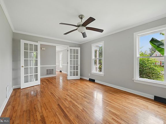 5th image of 5800 Country Manor Way
