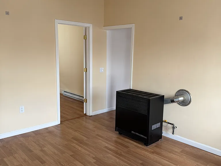 57 Endicott St #3 — Photo 33