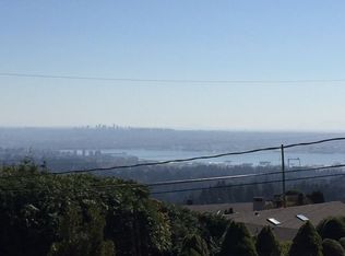 486 Craigmohr Dr, West Vancouver, BC V7S1W6