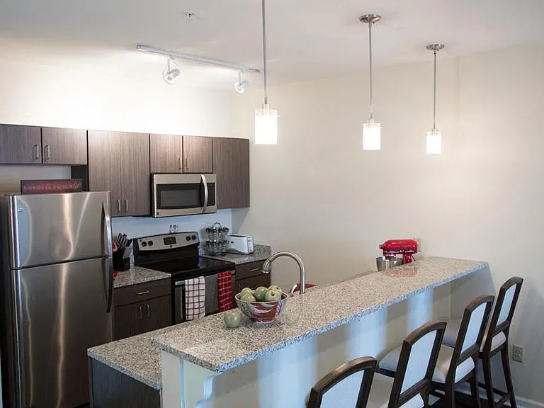 Gramercy Row Apartment Residences — Photo 18