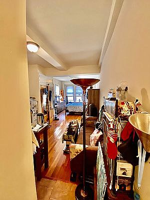1st image of 42 W 72nd St APT 11d