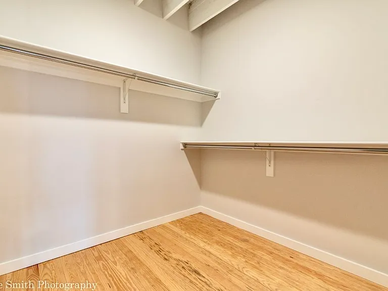101 E Walnut St #213 — Photo 8