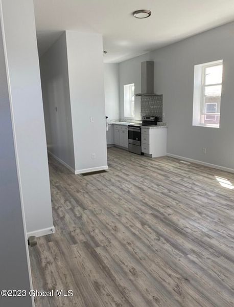 3rd image of 14 Fuller Road