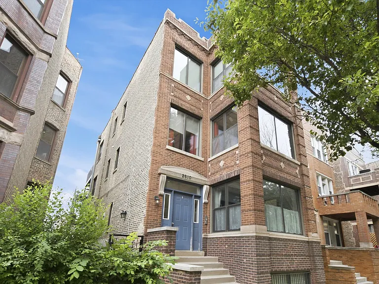 2610 W Iowa St #2F — Photo 1
