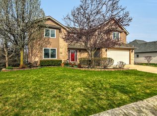 528 Carriage Ridge Ln, Lemont, IL 60439