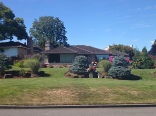 1546 Magnolia Blvd W, Seattle, WA 98199