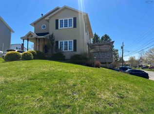 17 Macquarrie Dr, Pt Hawkesbury, NS B9A 2K7