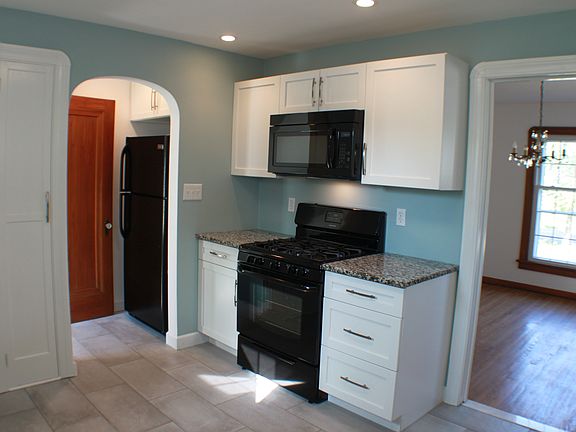 2nd image of 4406 W 176th St