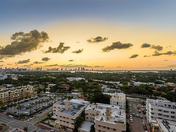 4th image of 2899 Collins Ave #Penthouse D