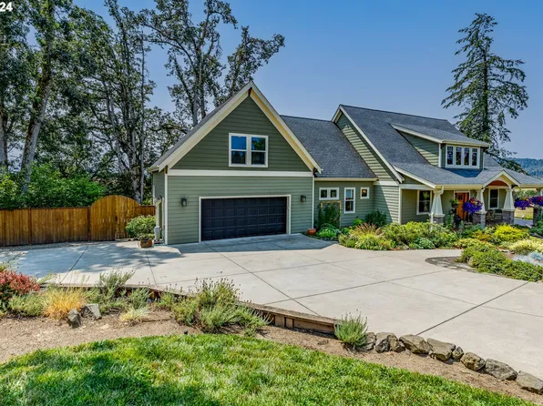 35536 Sunnyhill Ln, Pleasant Hill, OR 97455