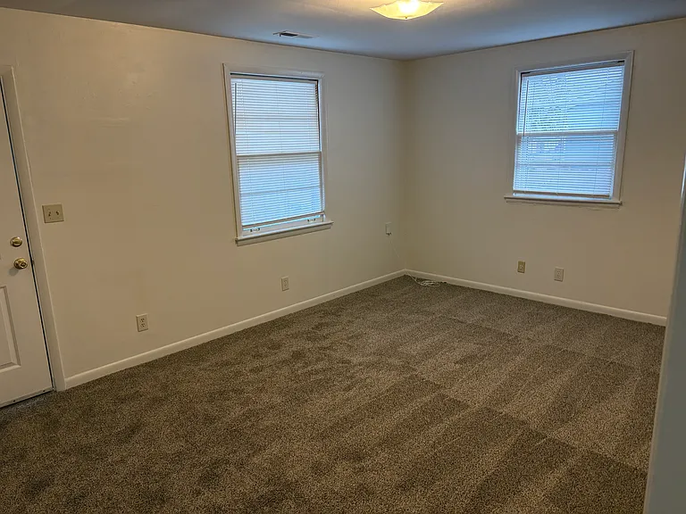 3225 Panorama Dr — Photo 6