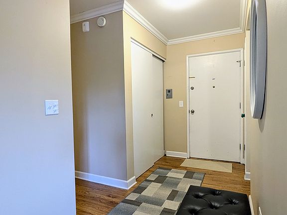4th image of 2515 E Olive St