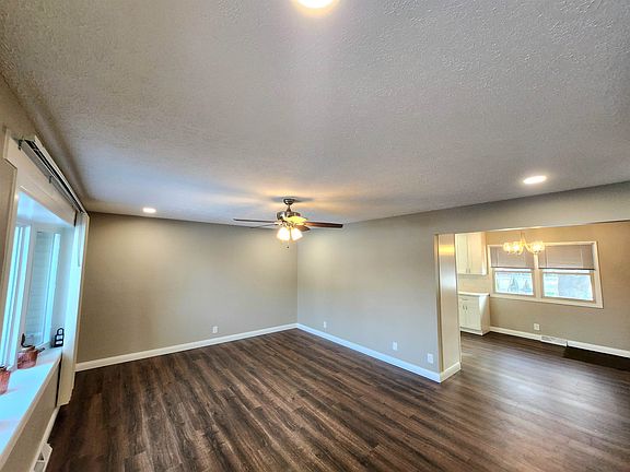 2nd image of 10227 Blazer Ct