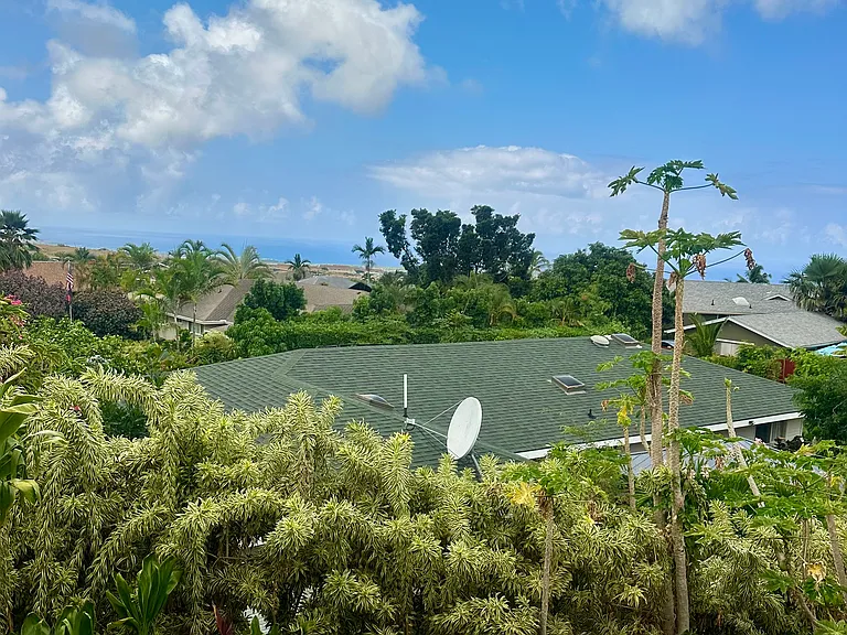 Kaiminani Dr — Photo 16
