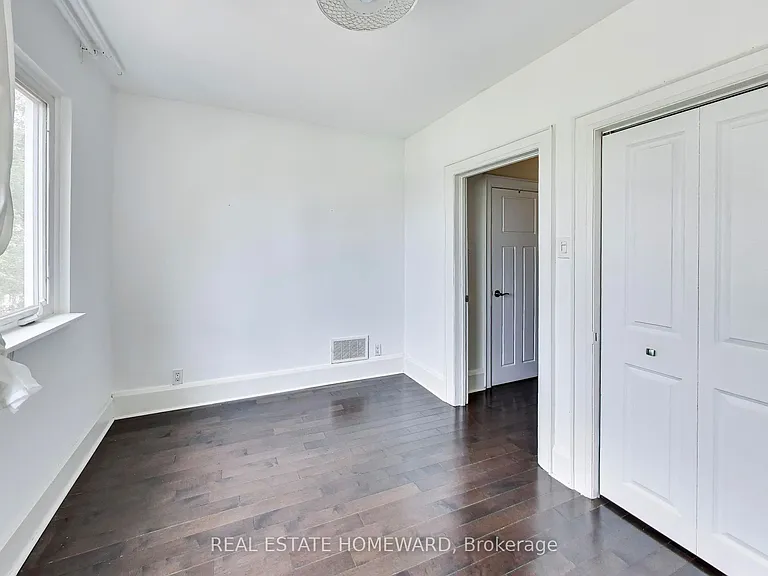 163 Glenmount Park Rd — Photo 16