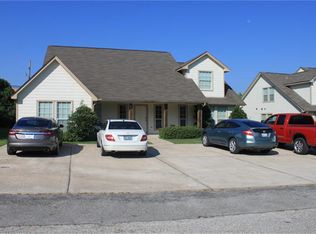 603 Wades Way APT A, Navasota, TX 77868