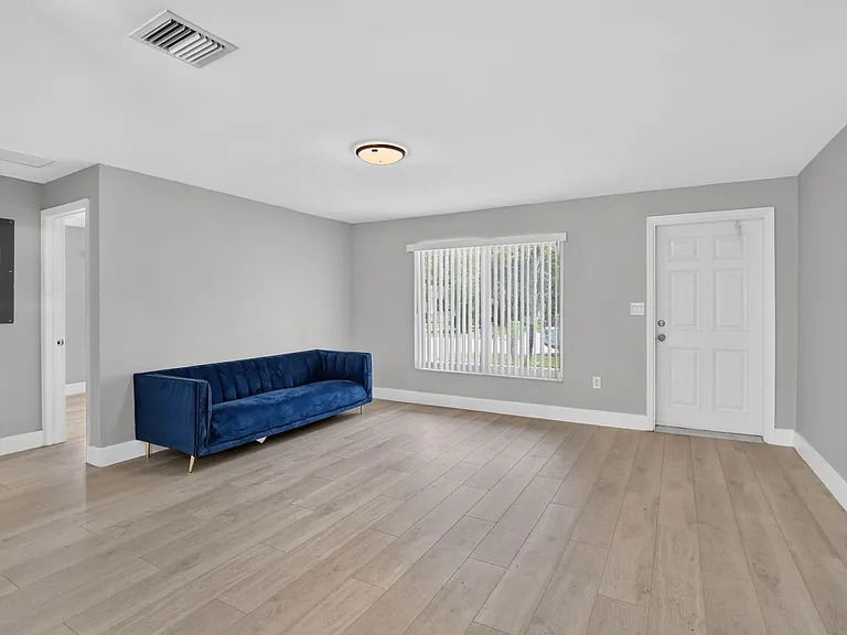 6281 NW 14th Ct — Photo 7