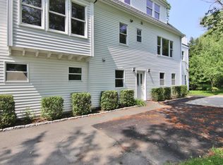 821 Long Ridge Rd, Stamford, CT 06902