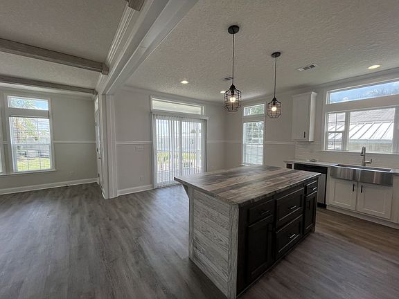 5th image of 535 Zebra Dr #535