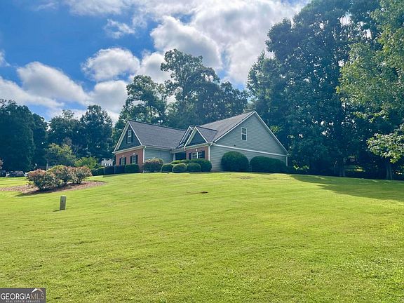5th image of 930 Vinings Dr