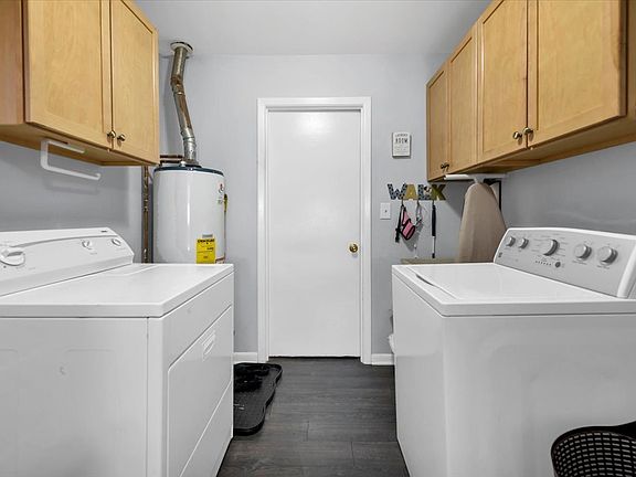 2nd image of 80 Essex Rd