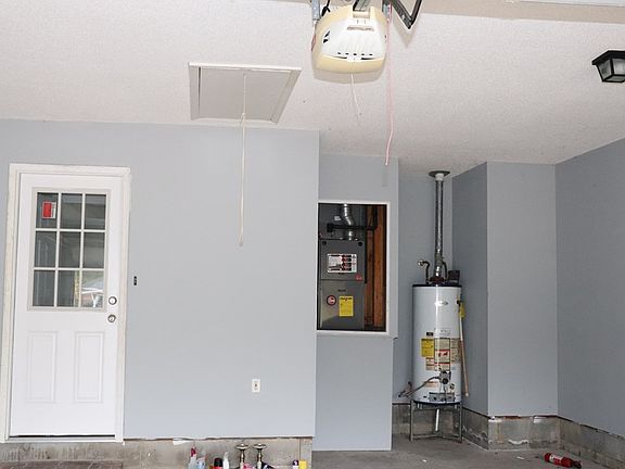 3rd image of 3112 Blackmon Ct