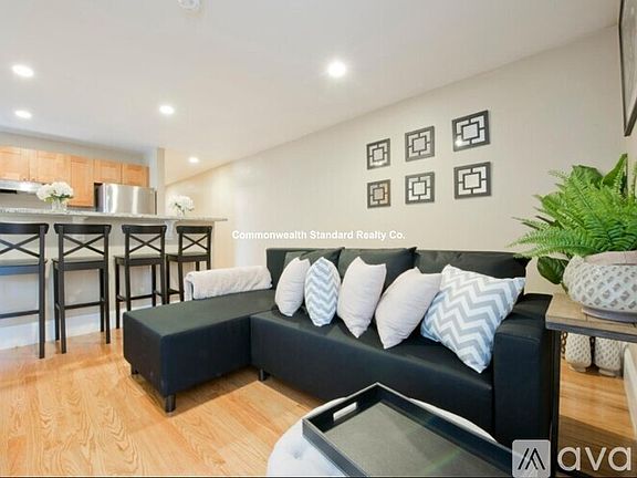 3rd image of 59 Egmont St #4