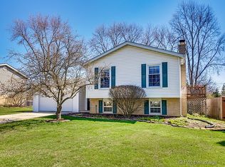 7329 Richmond Ave, Darien, IL