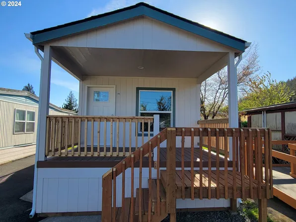 3441 SE 111th Ave Unit 6, Portland, OR 97266