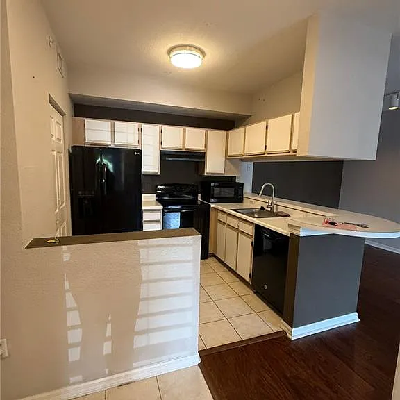 6490 Aragon Way #106 — Photo 3