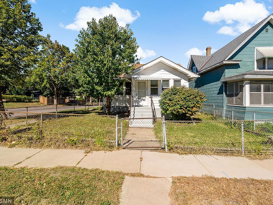1st image of 1001 6th St E