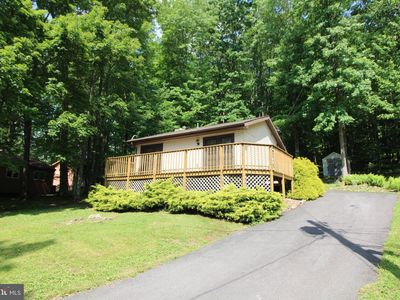 646 Primrose Ln, Terra Alta, WV, 26764