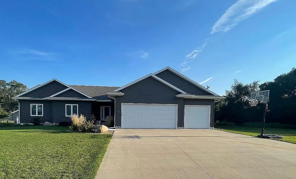 1762 Timberline Dr, Evansdale, IA 50707 Zillow