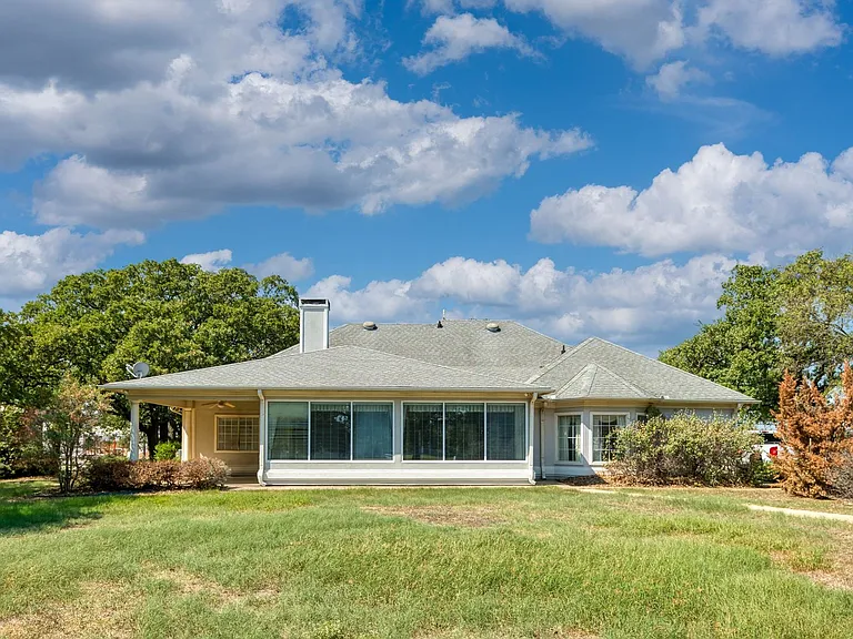 4525 Teasley Ln — Photo 28