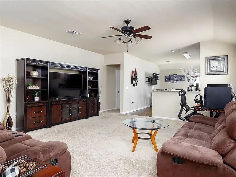 3525 Ortman Dr — Photo 4
