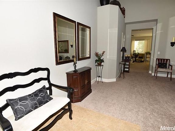 5th image of 2795 Bayberry St
