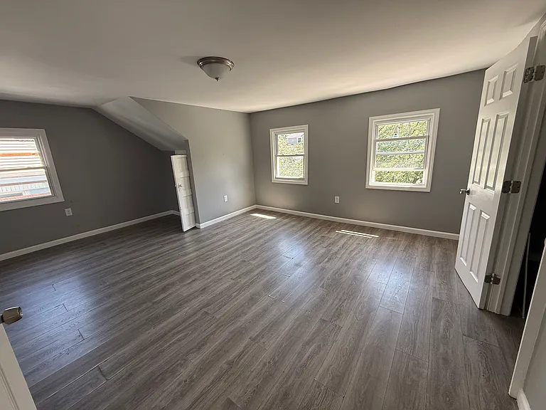 89-91 Tremont Ave #3 — Photo 3