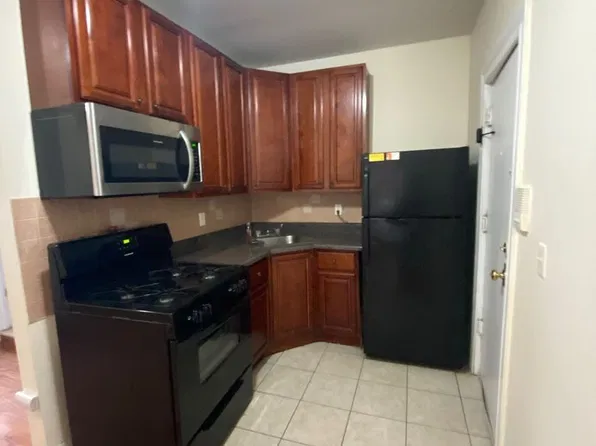 700 Bergenline Ave, Union City, NJ 07087