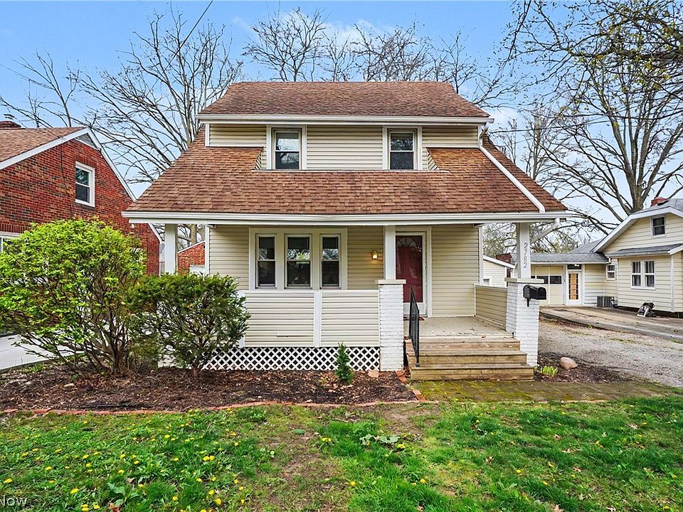 1st image of 2782 Oakwood Dr