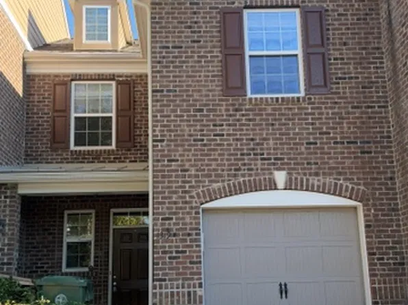 1319 Seattle Slew Ln, Cary, NC 27519