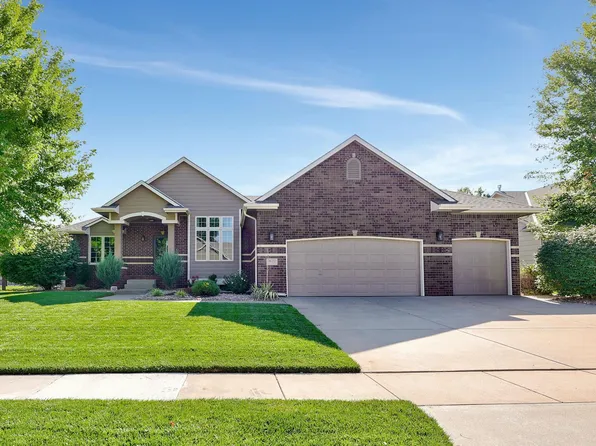 545 S Sandtrap St, Wichita, KS 67235