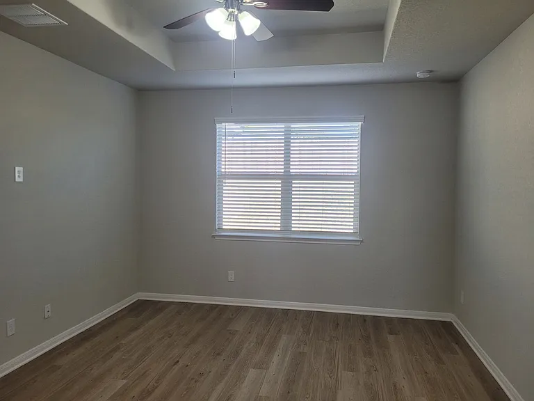 320 Caleb Ct — Photo 20