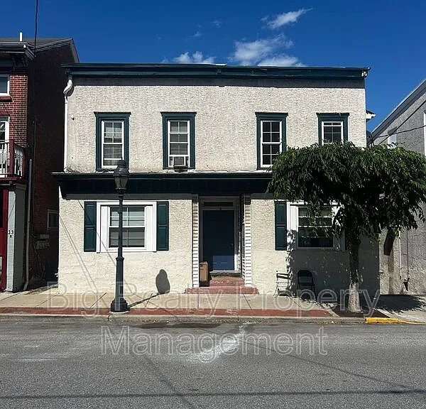 29 N Main St #2C — Photo 1