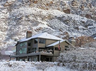 6520 S Canyon Crest Dr, Holladay, UT 84121